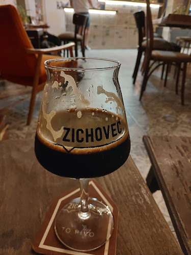 Comentarii opinii despre Myslíš?