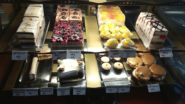 Opinii despre Cukrárna Karolínka în Hradec Králové - Gastronomie a pohostinství