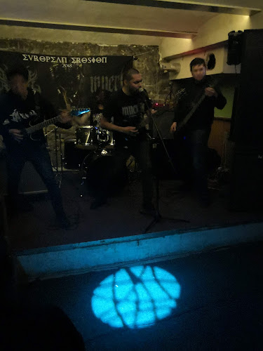 Comentarii opinii despre Hudební bar HUHÁČ