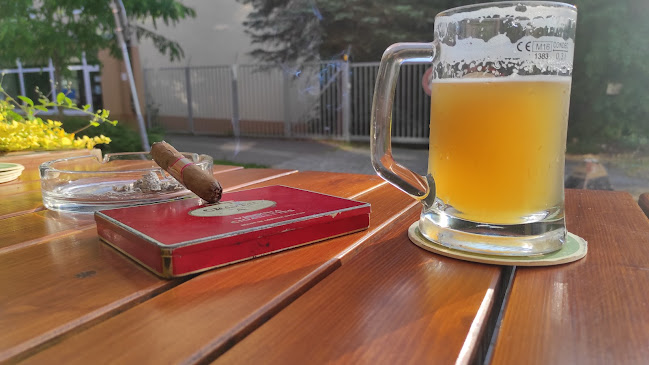 Opinii despre Bar Kulovna în Praha - Gastronomie a pohostinství