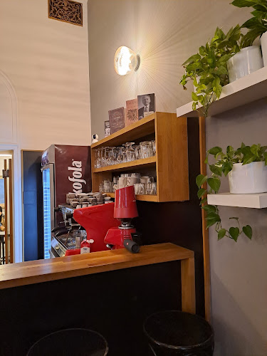 Opinii despre Cafe Academia în Nové Město - Gastronomie a pohostinství