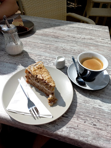 Slunečná kavárna - Gastronomie a pohostinství