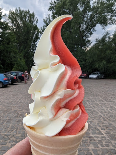 Zmrzlinový domek - točená zmrzlina, ledová tříšť - Nučnice