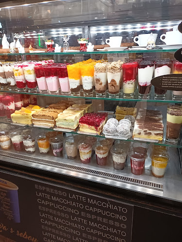 Opinii despre Kavárna Piazza Doro/Plzeň Tesco Rokycanská. în Plzeň - Gastronomie a pohostinství