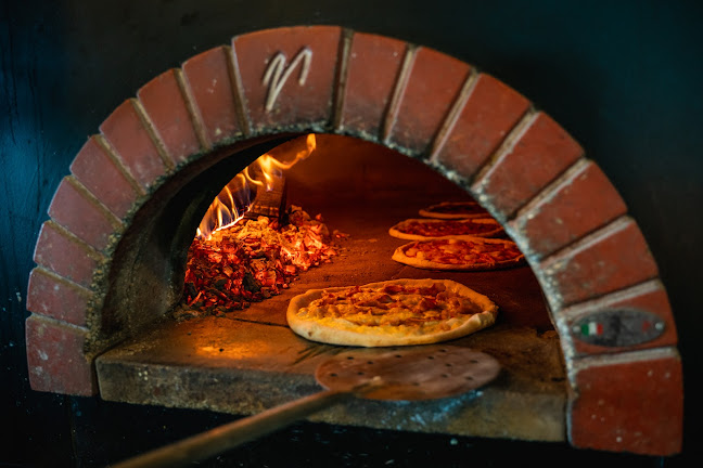 Pizza Coloseum OC Karolina