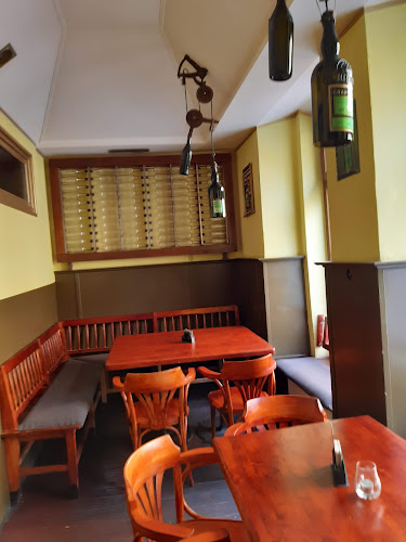 Opinii despre Chartreuse bar în Praha - Gastronomie a pohostinství
