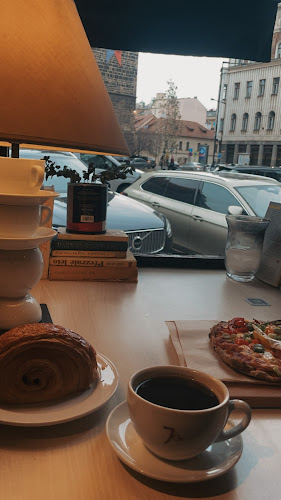 Comentarii opinii despre Sicily café