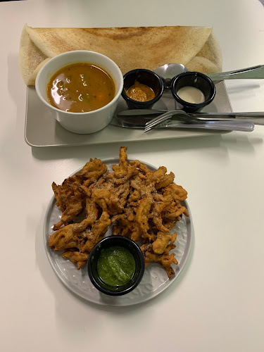 INDelicious Indian Street Food Bistro - Gastronomie a pohostinství