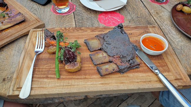 Restaurace Červený Jelen - Gastronomie a pohostinství