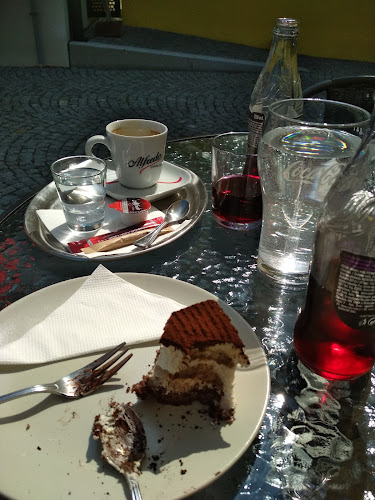 Opinii despre Cukrárna U Kostela în Planá - Gastronomie a pohostinství