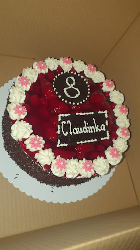 Karlíkova továrna na dorty - Praha