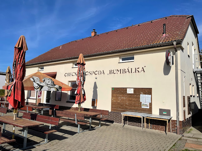 Opinii despre Obecní Hospoda Bumbálka în Pardubice - Gastronomie a pohostinství