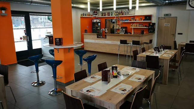 Bistro cafe by Bodlo