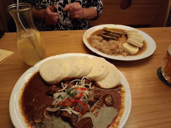 Moravská 2093/2, 360 01 Karlovy Vary 1