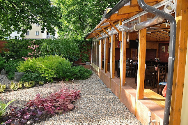 Biskupcova 19, 130 00 Praha 3