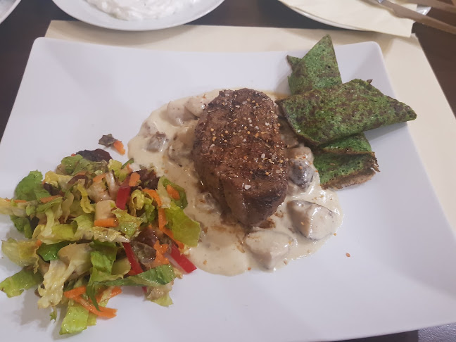 Opinii despre Greek Restaurant Delphi în Moravská Ostrava - Gastronomie a pohostinství