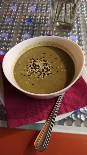 Lehká hlava - vegetariánská restaurace - Gastronomie a pohostinství