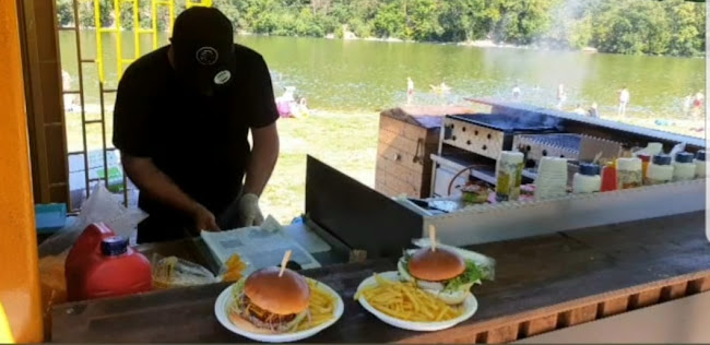 Opinii despre burger în Praha 15 - Gastronomie a pohostinství