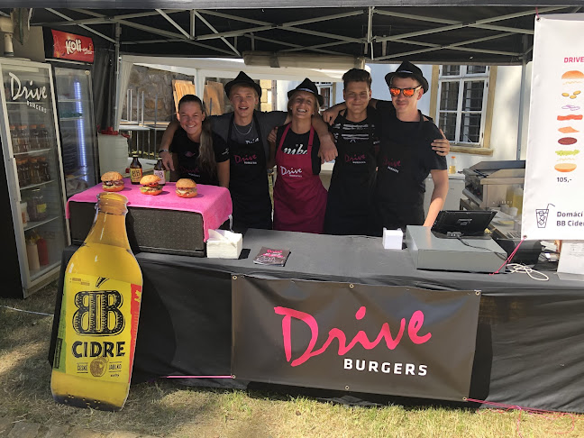 Comentarii opinii despre Drive Burgers