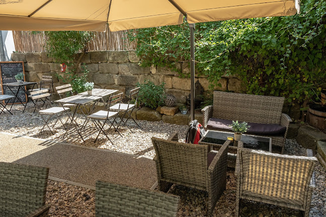 Pala-Waff - Gastronomie a pohostinství