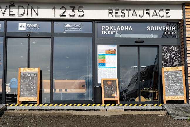 Restaurace Medvědín 1235 m