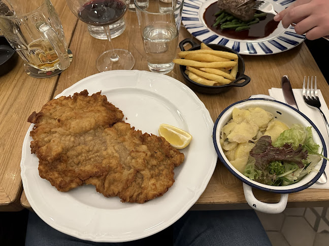 Opinii despre Restaurace Mincovna în Josefov - Gastronomie a pohostinství