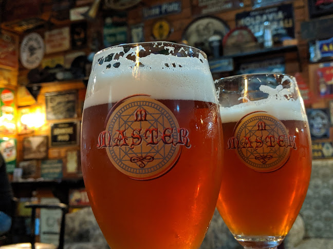 Zach's Pub - Gastronomie a pohostinství