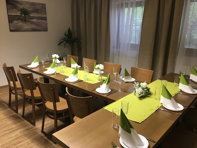 Opinii despre Restaurace a penzion U Hasičů în Hýlov - Gastronomie a pohostinství