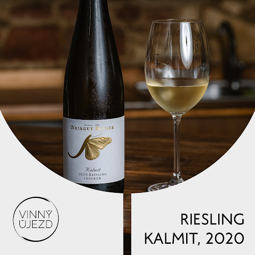 VINNÝ SKLEP ÚJEZD 19 - Gastronomie a pohostinství