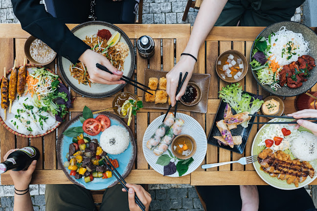 Comentarii opinii despre Khomfi