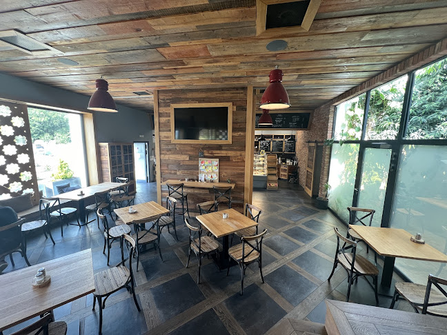 Opinii despre Dolicafe în Liberec - Gastronomie a pohostinství