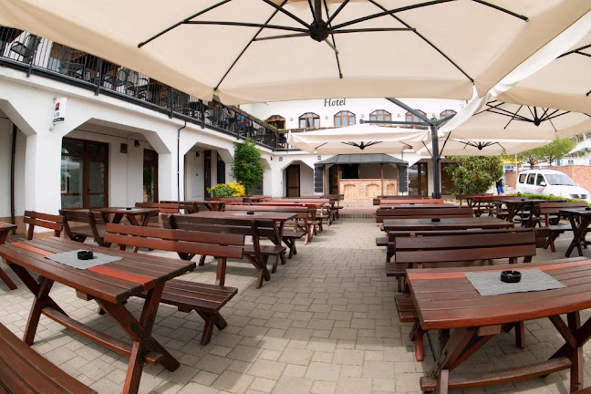 Jídelna Sluneční dvůr