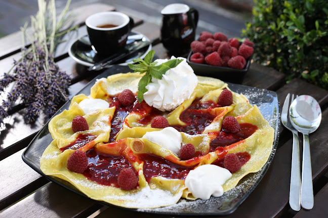 Opinii despre Crêperie Café Girafe în Praha - Gastronomie a pohostinství