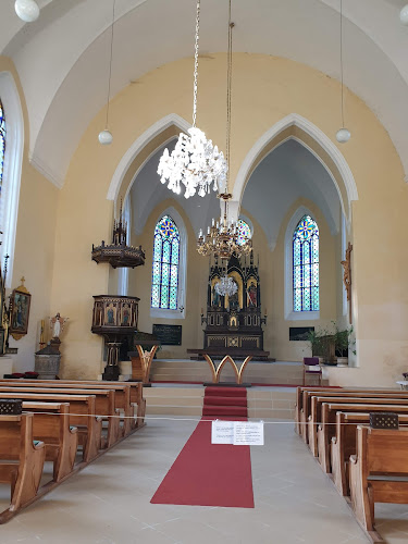 Comentarii opinii despre Zámecká restaurace Hrubá Skála