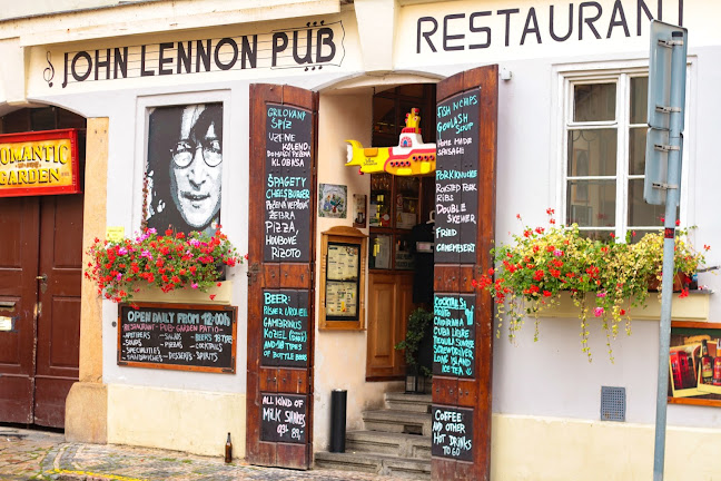 The Wall Pub - Malá Strana