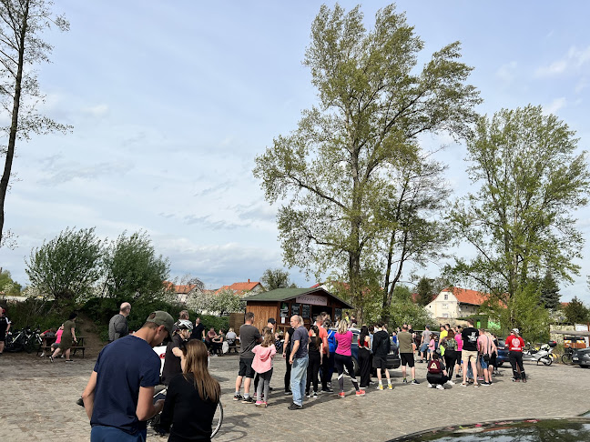 Zmrzlinový domek - točená zmrzlina, ledová tříšť - Gastronomie a pohostinství