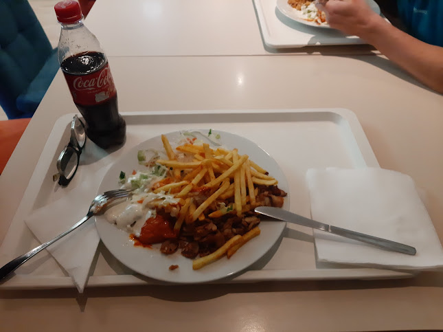 Libanonská restaurace Cedr - Gastronomie a pohostinství