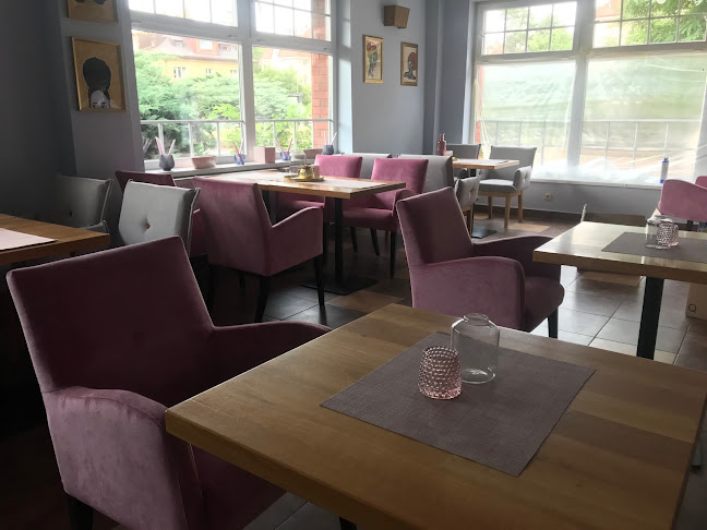 Comentarii opinii despre VERONIKA. The Cook & Baker.