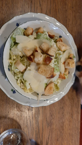 Opinii despre Restaurace U Kašpárka în Strašnice - Gastronomie a pohostinství