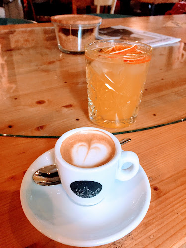 Kavárna co hledá jméno - Gastronomie a pohostinství