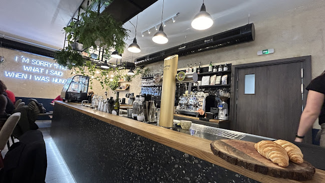 Opinii despre Nix Bistro and Bar în Bruntál - Gastronomie a pohostinství