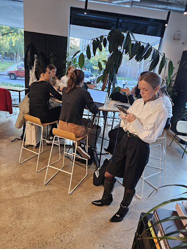 Comentarii opinii despre The Miners Coffee Churchill