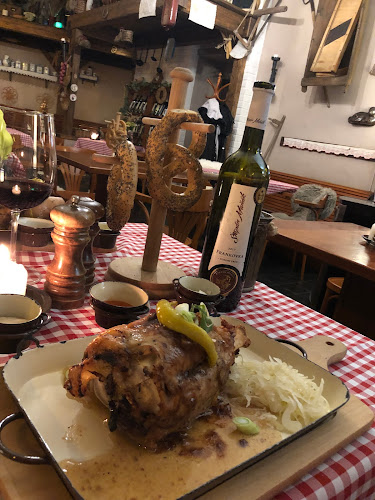 Mama Lucy - Gastronomie a pohostinství