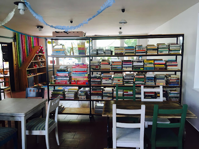 Komunitní centrum a kavárna MEZI DOMY - Praha