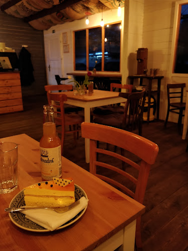 Klapkova 1035/28, 182 00 Praha 8-Kobylisy