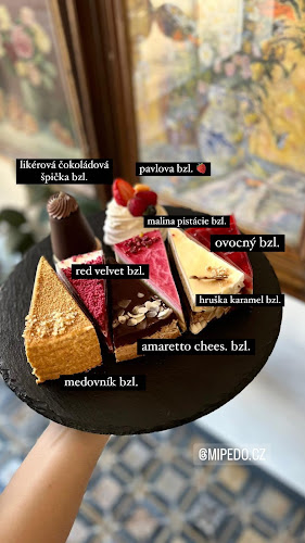 Comentarii opinii despre Café Klišé