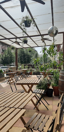 Botanic Bar & Bistro - Gastronomie a pohostinství