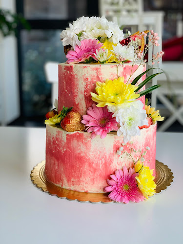 Opinii despre Tarta PATISSERIE & RESTAURANT în Moravany - Gastronomie a pohostinství