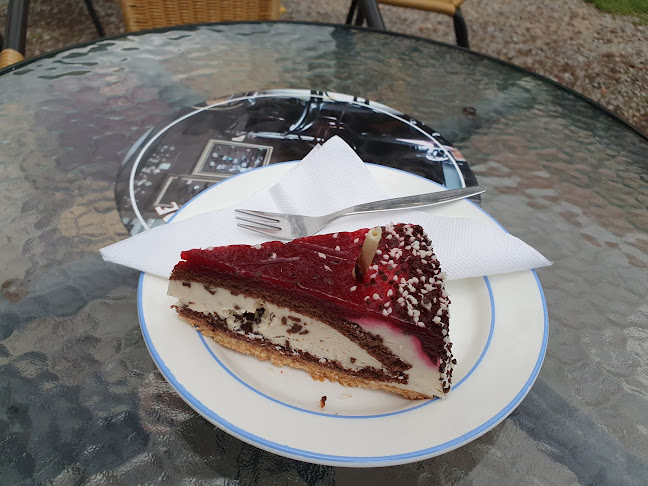 Comentarii opinii despre Zámecká kavárna & Kamenný Sál