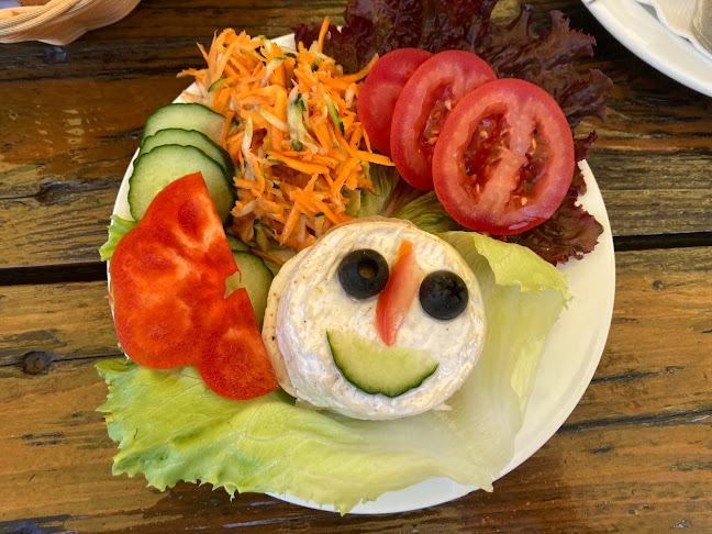 Opinii despre Občerstvení na Dolině în Zlín - Gastronomie a pohostinství